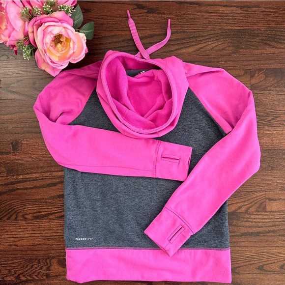 Nike Therma-fit hoodie, size M - Picture 2 of 6